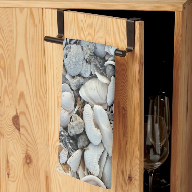 Shoreline Shells Coastal Texture Geschirrtuch (Drittel gefaltet)