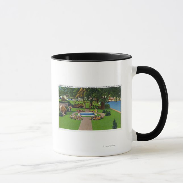 Shotwell Memorial Park Szene am Seeufer Tasse (Rechts)