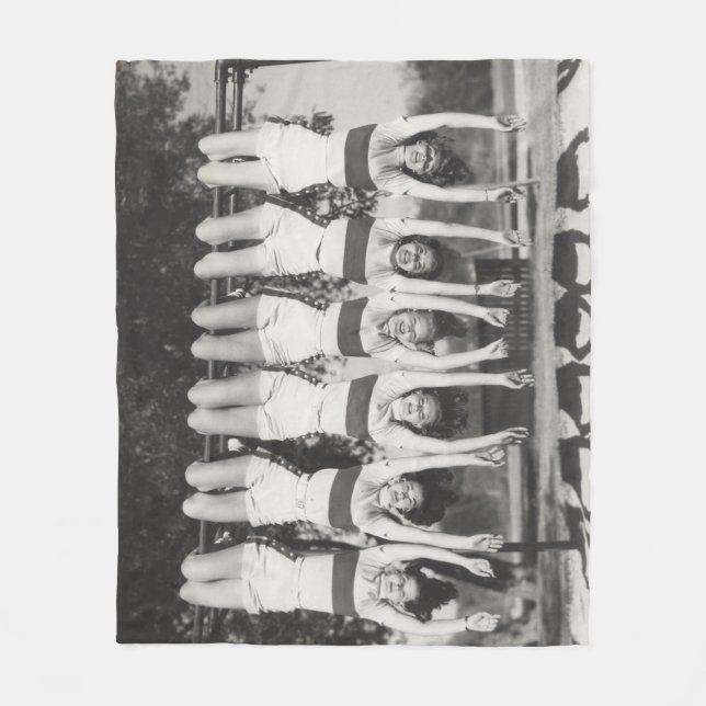 Showgirls auf Affenbars, spielerisches Design. Fleecedecke (Vorderseite)