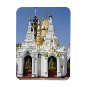 Shwedagon Pagoda (Paya), großer Tempelplatz, der  Magnet