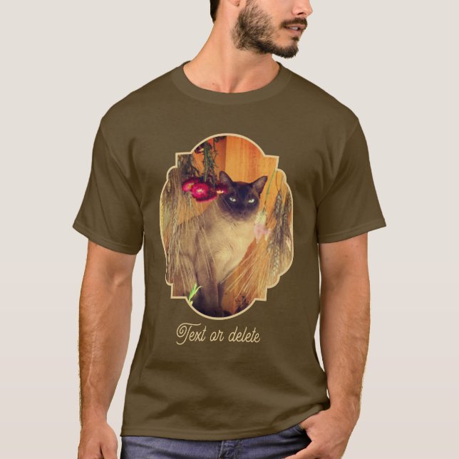 Siamese Cat Posing With Flowers Personalized T-Shirt (Vorderseite)