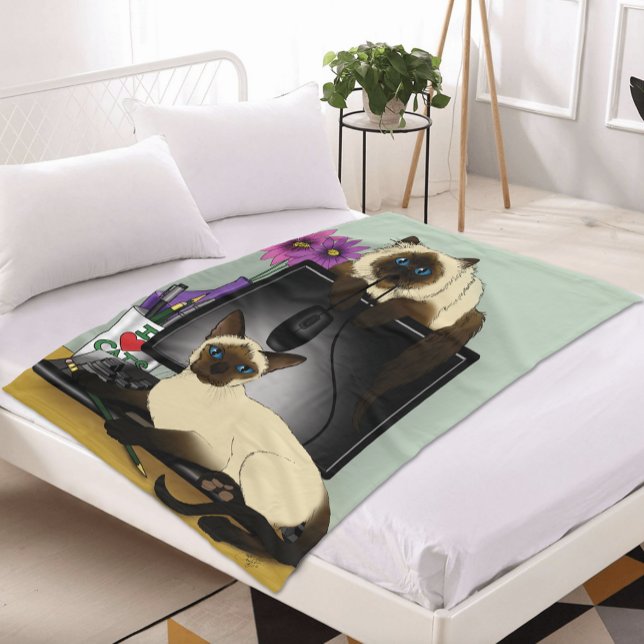 Siamese Computer Cats Mischief Fleecedecke (Von Creator hochgeladen)