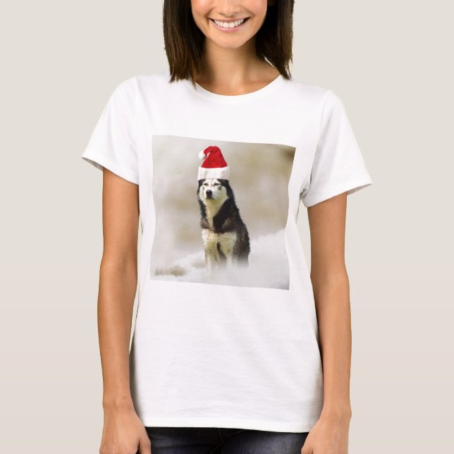 Siberischer Husky-Hund mit Weihnachtsmannmütze im  T-Shirt (Vorderseite)