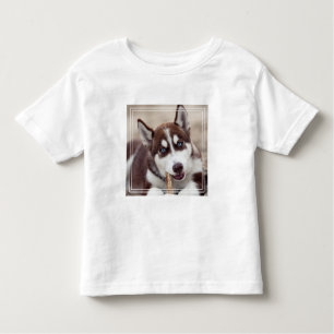 Siberischer Husky-Welpe am Strand Kleinkind T-shirt