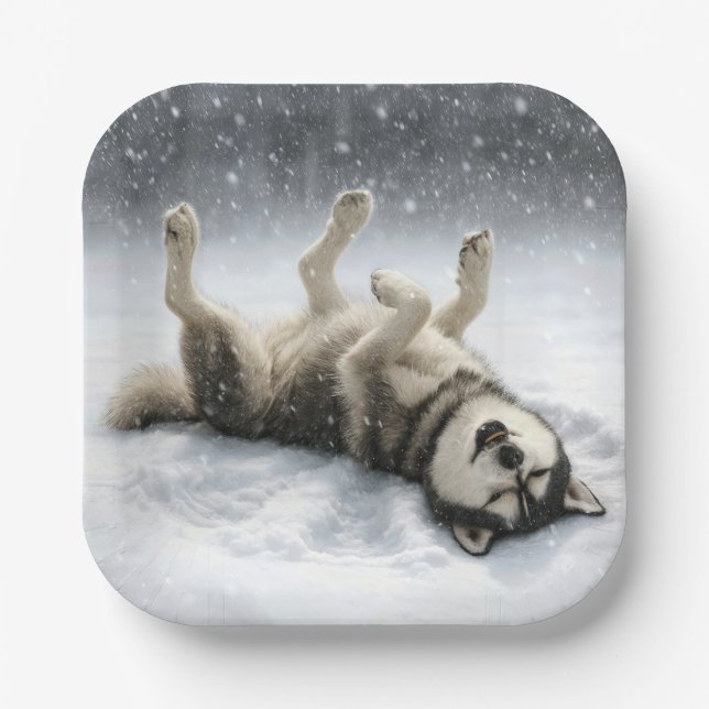 Sibirischer Husky schafft einen Schneengel Pappteller (Vorderseite)