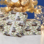 Sibirischer Husky-Welpe in Basket Christmas Holly Geschenkpapier<br><div class="desc">Ein bezaubernder sibirischer Husky-Welpe,  der in einem Korbkorb liegt,  ist das Merkmal dieses Holiday Geschenkpapier. Das Portrait wird auf einem Hintergrund von grünen heiligen Blätter und roten Beeren platziert. Ideal für jeden Husky Dog Liebhaber während der Weihnachtszeit.</div>