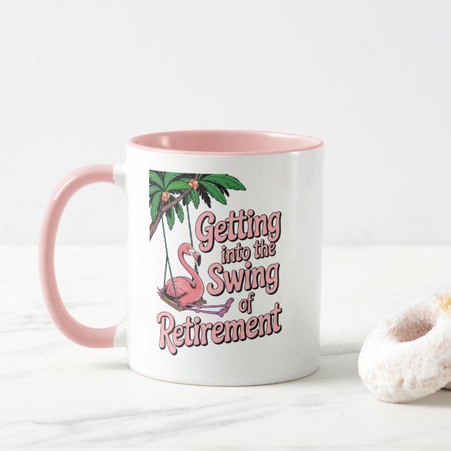 Sich auf das Leben im Strandort im Ruhestand einla Tasse (Mit Donut)