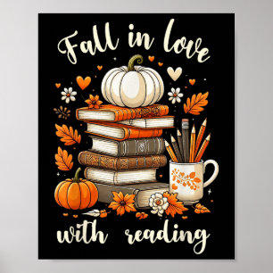 Sich in das Lesen von Büchern im Herbst mit Kürbis Poster