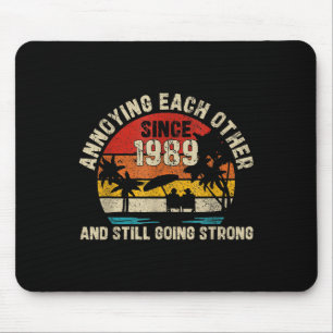 sich seit 1989 gegenseitig ernähren und noch immer mousepad