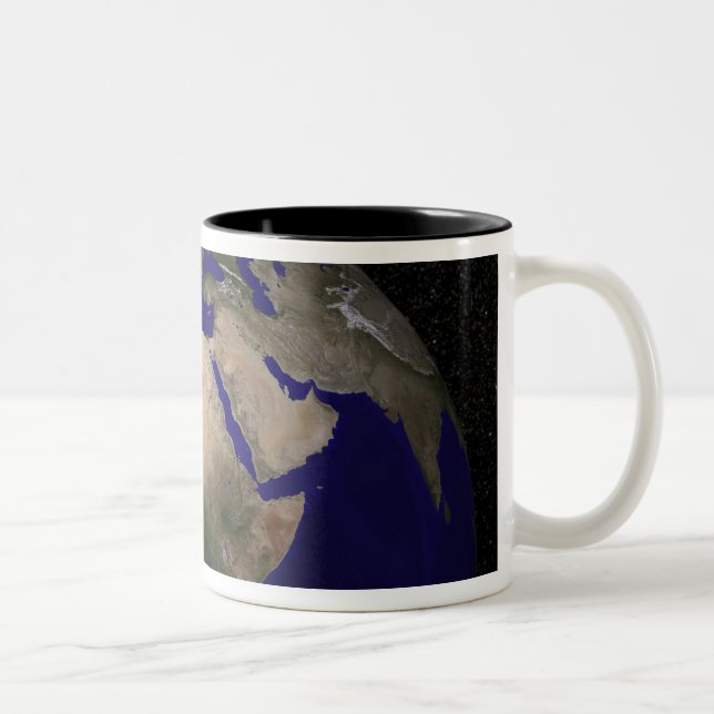 Sicht auf Afrika, Europa, den Nahen Osten und In Zweifarbige Tasse (Rechts)