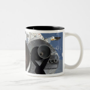 Sicht auf die drei wichtigsten Motoren Zweifarbige Tasse