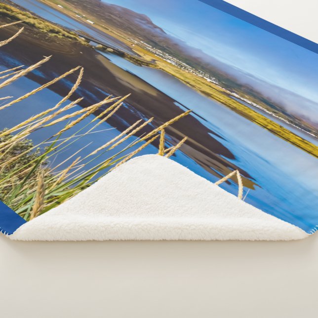 Sicht auf Saudarkrokur und Skagafjordur, Island Sherpadecke (3/4)