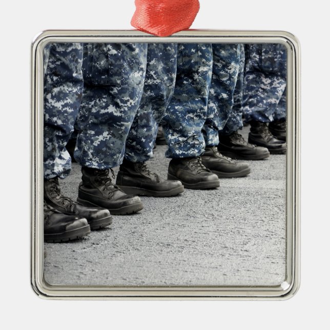 Sicht auf Segler Ornament Aus Metall (Vorne)