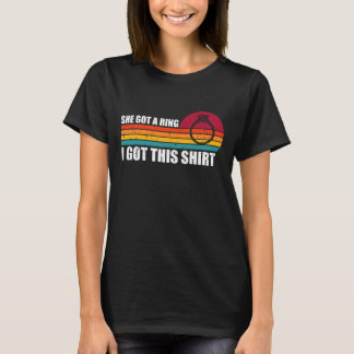Sie bekam einen Ring, ich bekam dieses Retro-Shirt T-Shirt