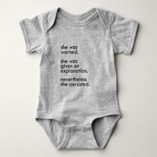 sie bestand Babybodysuit fort Baby Strampler