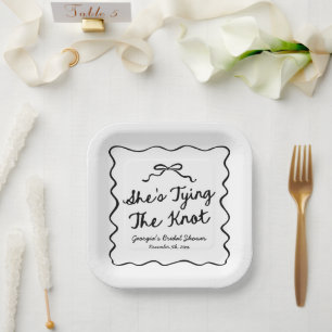 Sie bindet das Brautparty des bekannten Whimsikers Pappteller