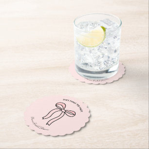 Sie bindet das Brautparty des weißen, rosafarbenen Untersetzer