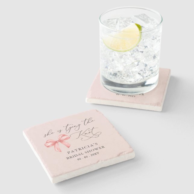 Sie bindet das knochenrosa Brautparty Steinuntersetzer (Seitenansicht)