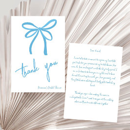 Sie bindet den knochenblauen Bandbogen Dankeskarte