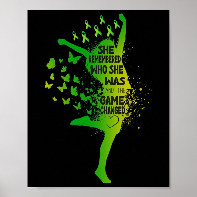 Sie erinnerte sich, wer sie war, und das Spiel ver Poster (Vorne)