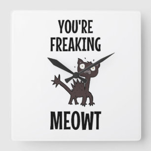 Sie ersticken die Mauer am Meowt-Platz Quadratische Wanduhr