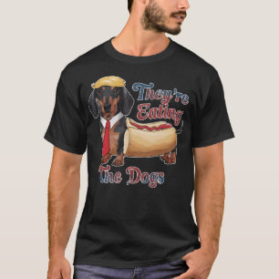 Sie essen die Hunde - Donald Trump debattiert T-Shirt