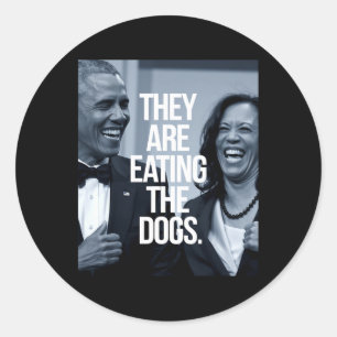 Sie essen die Hunde Runder Aufkleber