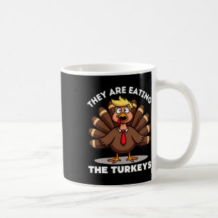 Sie essen die Türkei der Truthähne Lustiges Dankfe Kaffeetasse