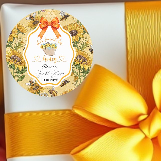 Sie fand ihr Honey-Brautparty Runder Aufkleber (Von Creator hochgeladen)