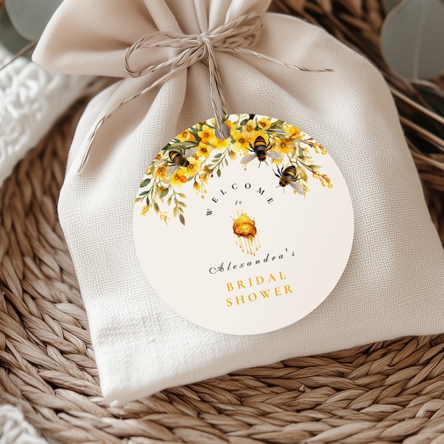 Sie fand ihr liebliches rustikales Brautparty Runder Aufkleber (Von Creator hochgeladen)