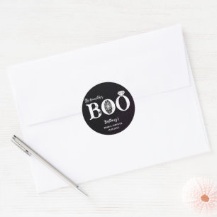 Sie fand ihr schwarzes Halloween-Brautparty Runder Aufkleber