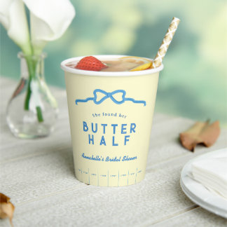 Sie fand ihre Butter-Halb-Blau-Bogen-Hochzeitsdusc Pappbecher