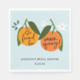 Sie fand ihre Haupt-Squeeze-Orange Serviette