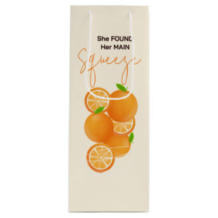 Sie fand ihren Bridal Shower Squeeze Geschenktüte Für Weinflaschen