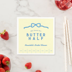 Sie fand ihren Butter-Halb-Blau-Bogen-Junggesellin Serviette