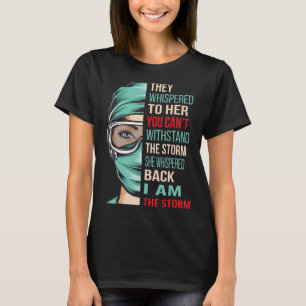 Sie flüsterten ihr zu, dass ihr den Stor nicht aus T-Shirt