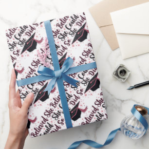 Sie glaubte, dass sie das tun könne geschenkpapier
