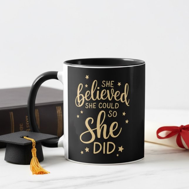 Sie glaubte, sie könnte es, also tat sie es Gold-Z Tasse (Von Creator hochgeladen)