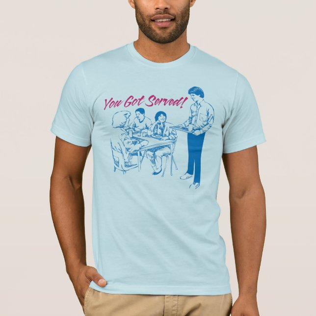 Sie got gedient T-Shirt (Vorderseite)