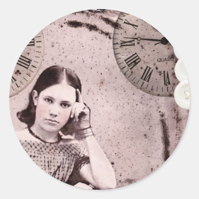 Sie hat die ganze Zeit Runder Aufkleber (Vorderseite)