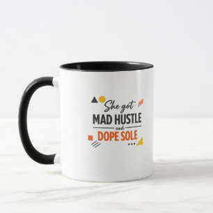Sie hat einen verrückten Antrieb und eine coole So Tasse