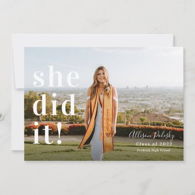 Sie hat es getan! Abschluss Foto Class 2022 Ankündigung (Vorderseite)