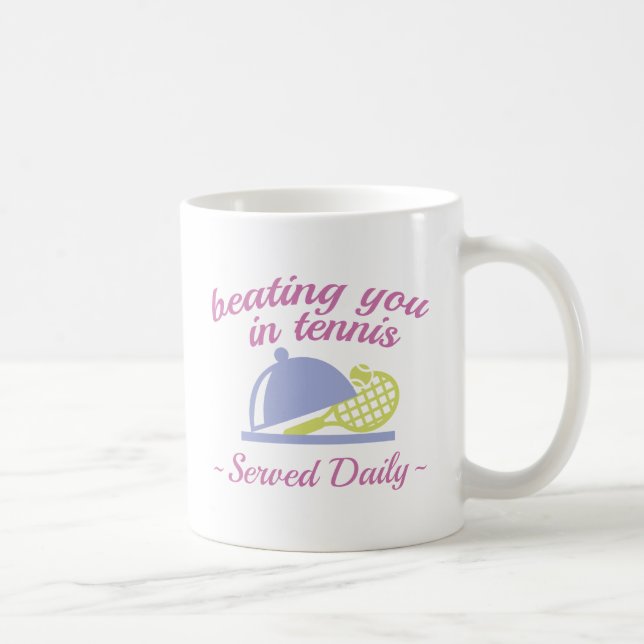 Sie in Tennis schlagen Kaffeetasse (Rechts)