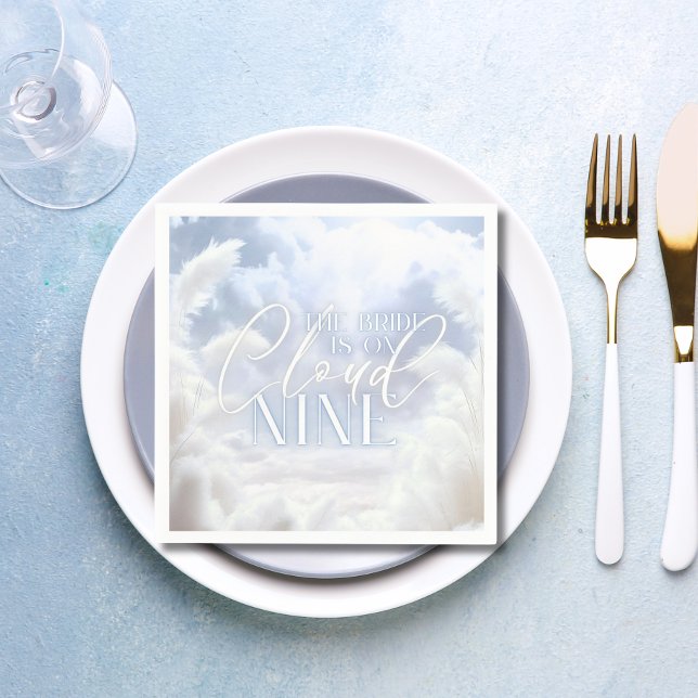 Sie ist auf Cloud Nine 9 White Pampas Brautparty Serviette (She is On Cloud Nine 9 White Pampas Bridal Shower Napkins)