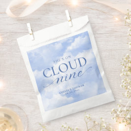 Sie ist auf Cloud Nine Blue Brautparty Geschenktütchen