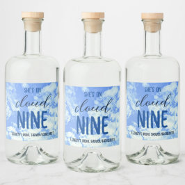 Sie ist auf Cloud Nine! Brautparty/Bachelorette Alkoholflaschenetikett