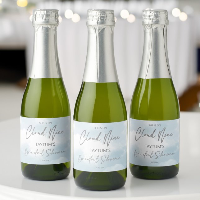 Sie ist auf Wolke neun Brautparty (She is on cloud nine bridal shower sparkling wine label)