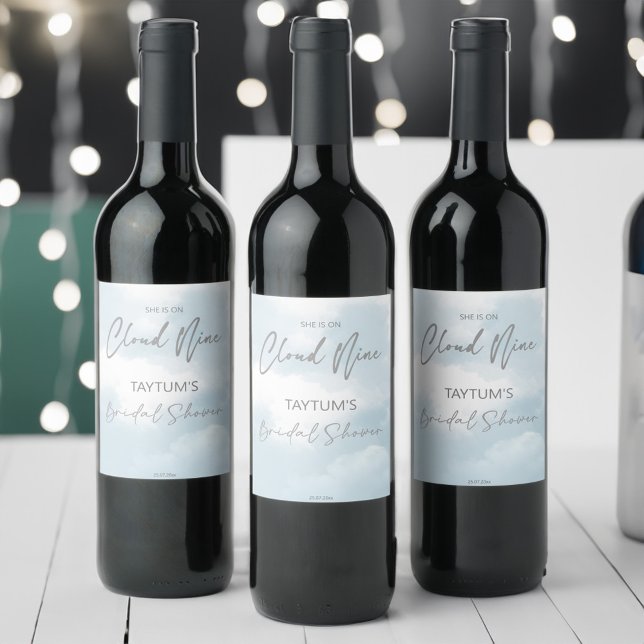 Sie ist auf Wolke neun Brautparty Weinetikett (She is on cloud nine bridal shower wine label)