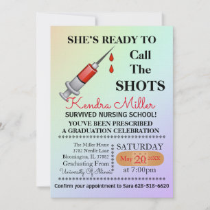 Sie ist bereit, den Shots Nursing Abschluss zu nen Einladung