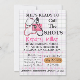 Sie ist bereit, den Shots Nursing Abschluss zu nen Einladung